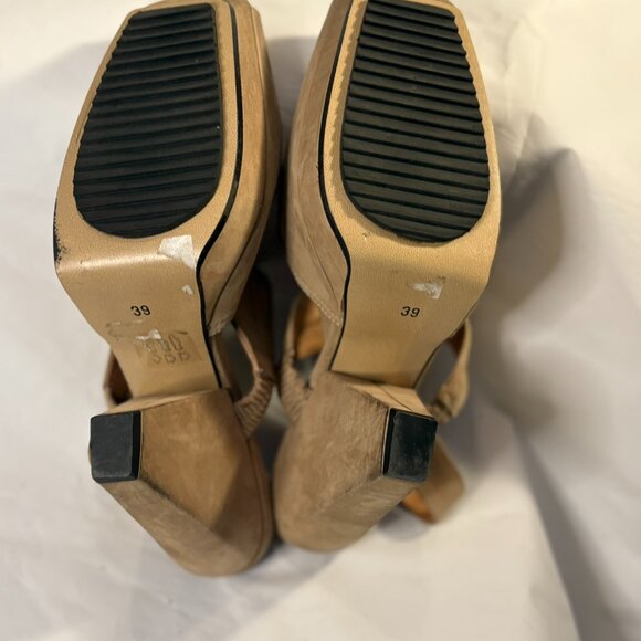 Fluevog "Starboard" Heals - Picture 4 of 4